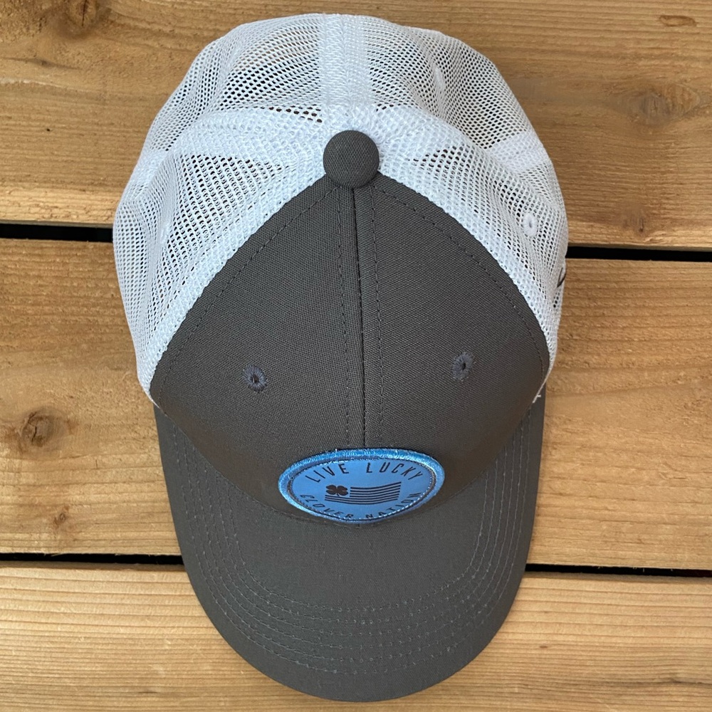 Black Clover Grey and White Mesh with Blue Logo Patch SnapBack Live Lucky Hat - Picture 3 of 8